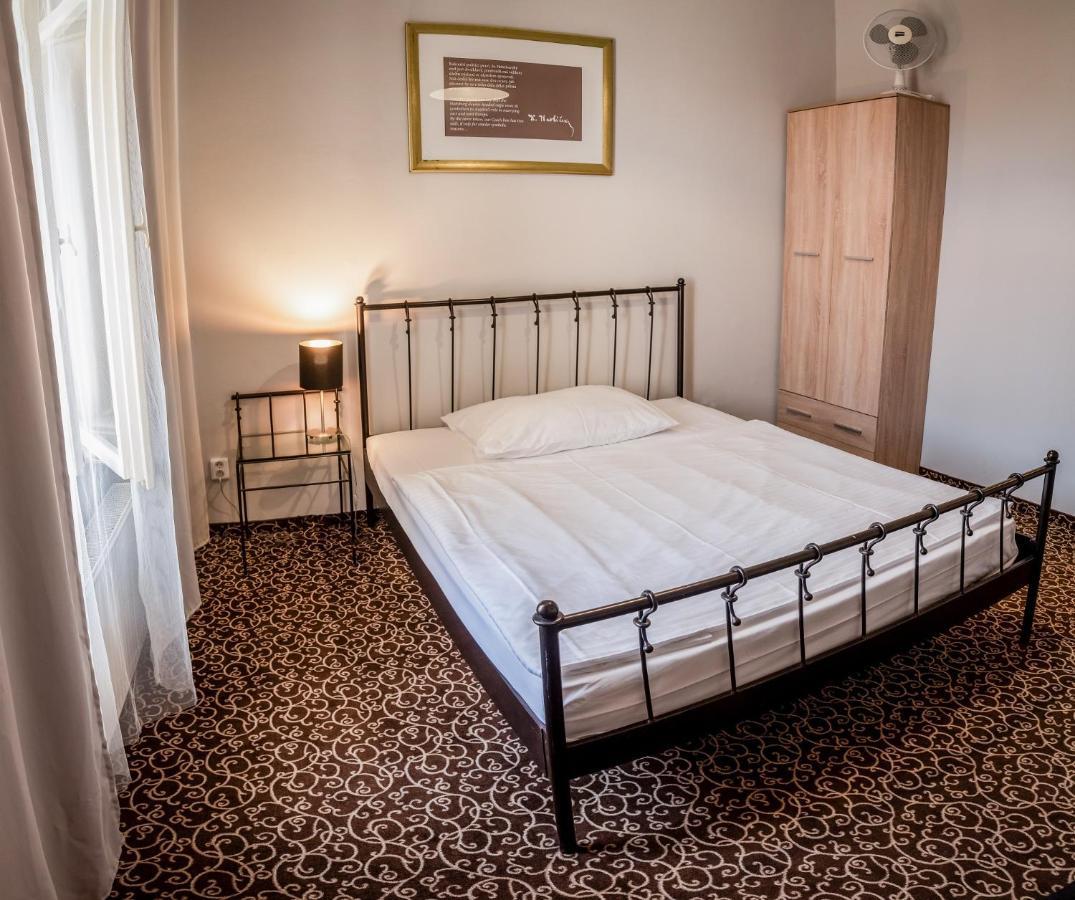 Hotel Brixen Прага Екстер'єр фото