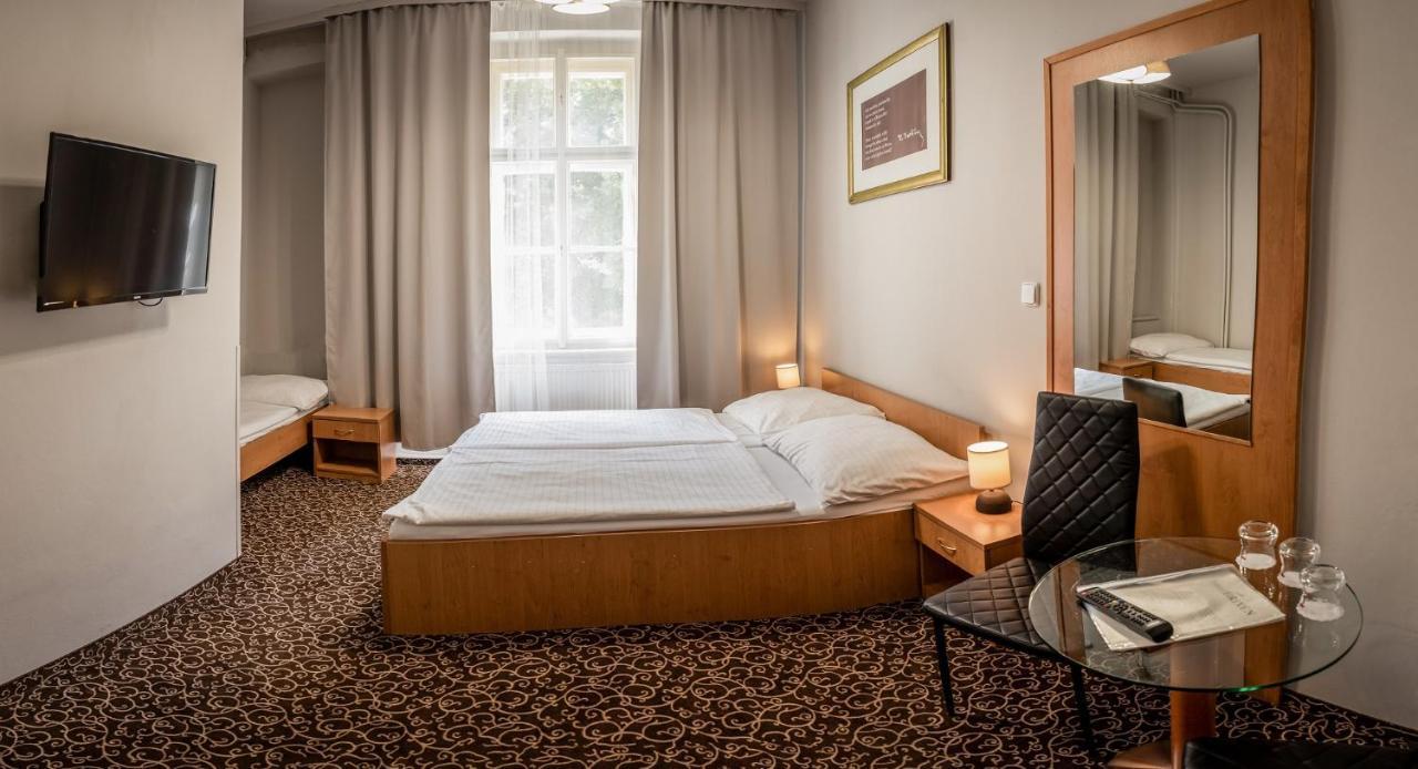 Hotel Brixen Прага Екстер'єр фото