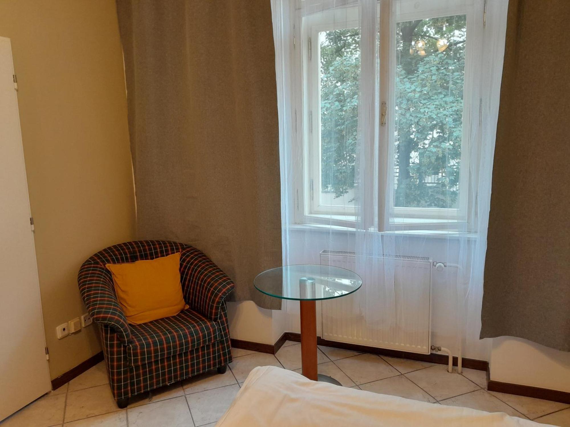 Hotel Brixen Прага Екстер'єр фото